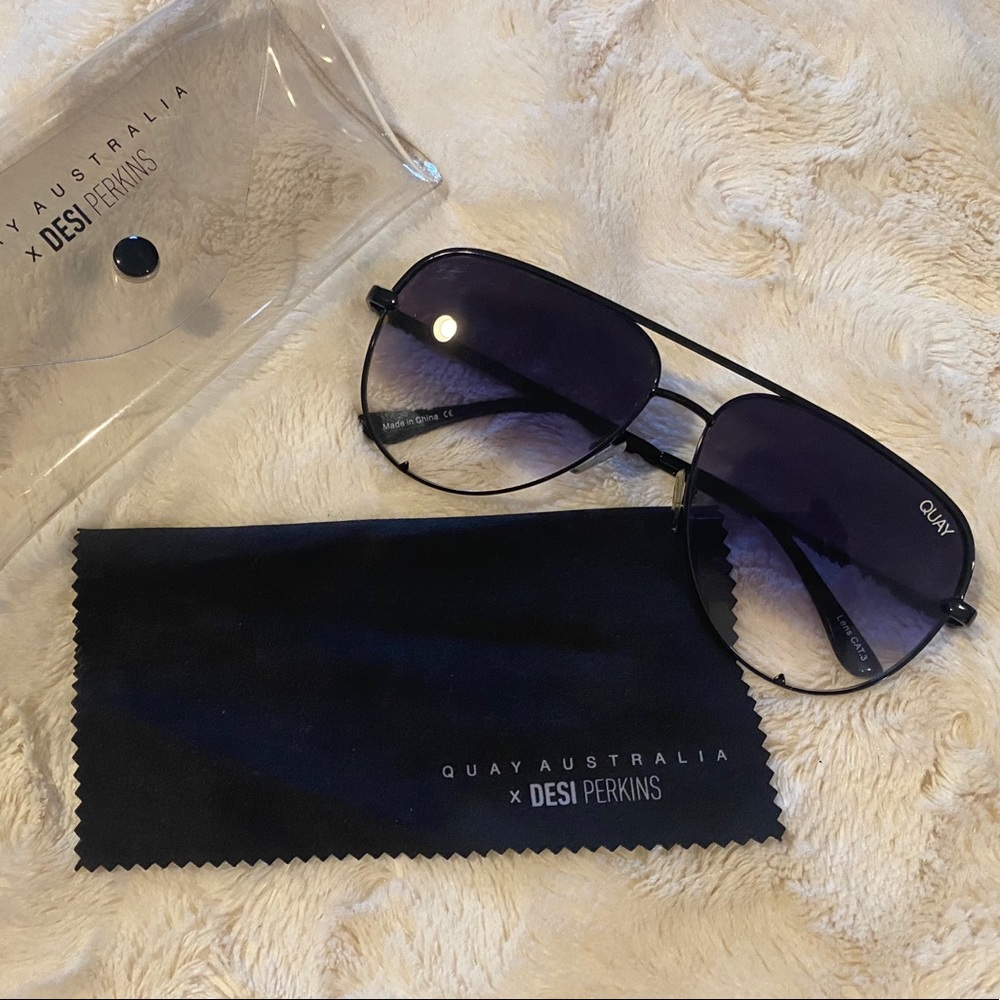 QUAY POLARIZED
HIGH KEY SUNGLASSES